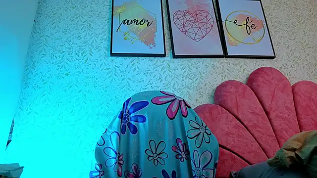 luly pink online show from 06.23.26