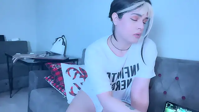 Snapshot of Arab_tgirl chatting on 05.17.26 Arab tgirl online show from 05.17.26