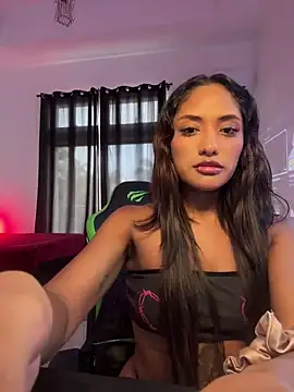 VictoireFeller online show from 02.04.26