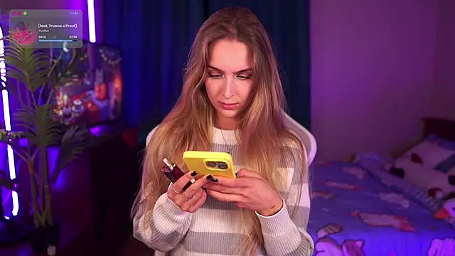 Kamila icee online show from 10.16.25