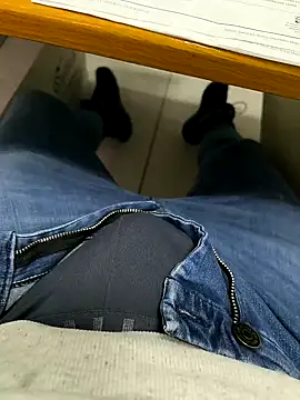 onbifeet online show from 02.18.25