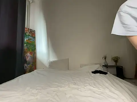 Snapshot of winter__sun chatting on 09.23.25 winter  sun online show from 09.23.25