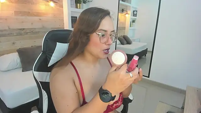 zoe danae  online show from 02.18.26