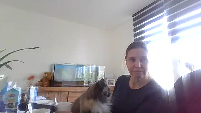 Snapshot of Mir_boobs_ chatting on 11.03.25 Mir boobs  online show from 11.03.25