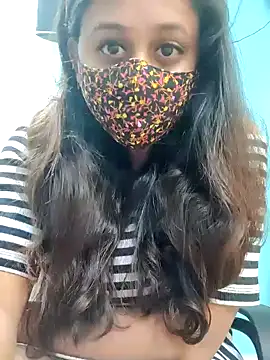 Snapshot of Natasha-143 chatting on 02.07.25 Natasha-143 online show from 02.07.25