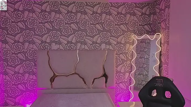 Mellani tay online show from 02.14.26