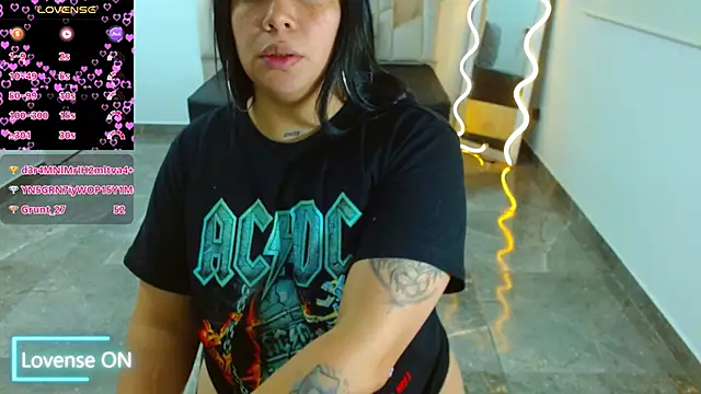 martinna tay online show from 02.09.25