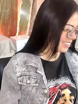 martinna tay online show from 04.06.26