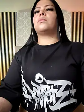 martinna tay online show from 04.07.26