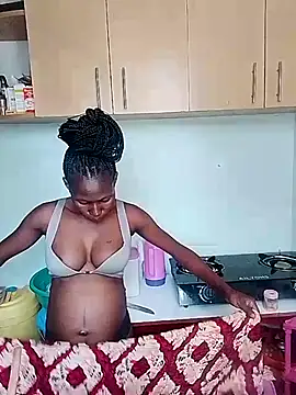 LOVELY-2BERRY online show from 02.15.26