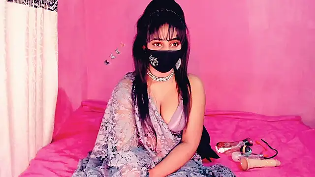 Snapshot of Lexi_Lore_X chatting on 10.17.25 Lexi Lore X online show from 10.17.25