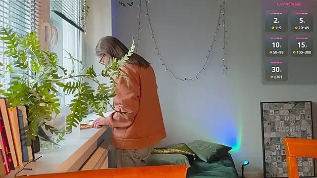 Snapshot of monlight__dana chatting on 01.19.25 monlight dana online show from 01.19.25