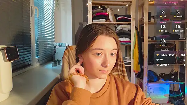 Snapshot of monlight__dana chatting on 02.09.25 monlight dana online show from 02.09.25