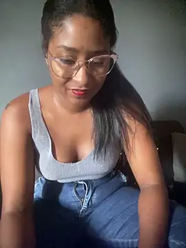 Snapshot of Berry_Bans chatting on 03.22.26 Berry Bans online show from 03.22.26