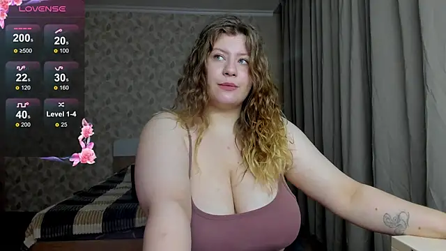 Snapshot of MariaStuart chatting on 10.06.25 MariaStuart online show from 10.06.25