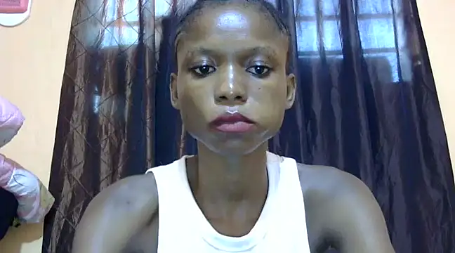 Snapshot of fire_waiste_ chatting on 12.24.24 fire waiste  online show from 12.24.24