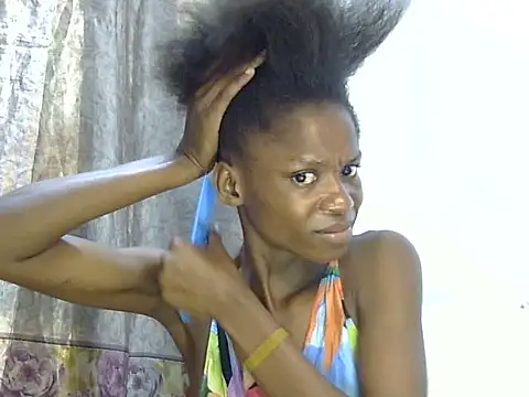 Snapshot of fire_waiste_ chatting on 09.28.25 fire waiste  online show from 09.28.25