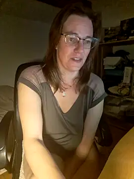 SpiceLea online show from 02.07.25