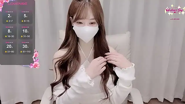 Yuuuuuly online show from 12.01.25