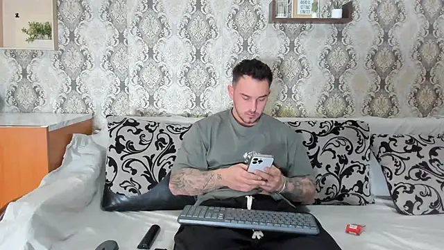 Jonmusclemaster online show from 02.05.25