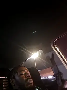 MRHANDSOME3800 online show from 10.28.25