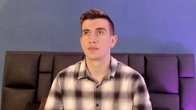 MikaelSlow online show from 02.18.26