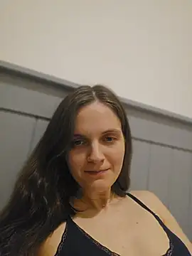 EllieDay online show from 05.01.26