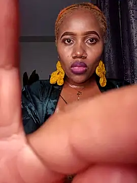 SquirtQueen222 online show from 02.20.26