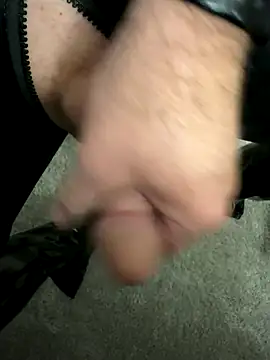 SexyLatexObject online show from 10.27.25