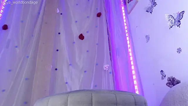 Snapshot of Tanya_WorldBondage chatting on 06.12.26 Tanya WorldBondage online show from 06.12.26