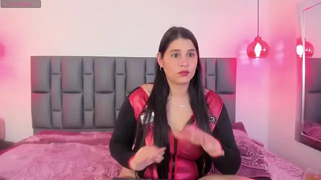 brithanyadams23 online show from 02.16.25