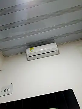 Liancy online show from 11.23.25