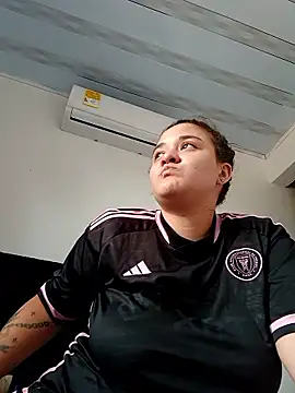 Snapshot of Liancy chatting on 03.15.26 Liancy online show from 03.15.26