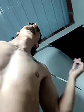 Snapshot of Liancy chatting on 03.28.26 Liancy online show from 03.28.26