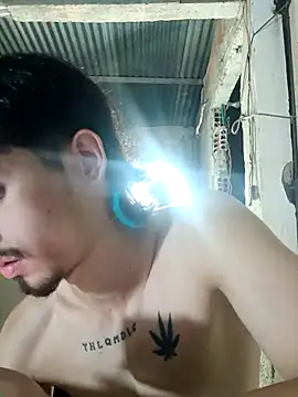 Snapshot of Liancy chatting on 03.30.26 Liancy online show from 03.30.26