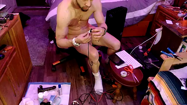 tongueispowerr6d9 online show from 02.21.25