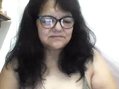 kassandra02 online show from 01.18.25