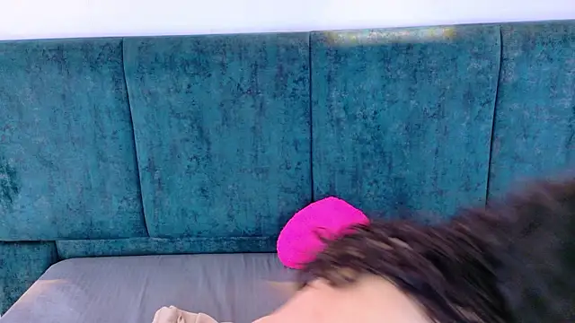 AgathaLynx online show from 02.12.26