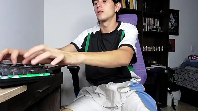 alex connorr online show from 11.08.25