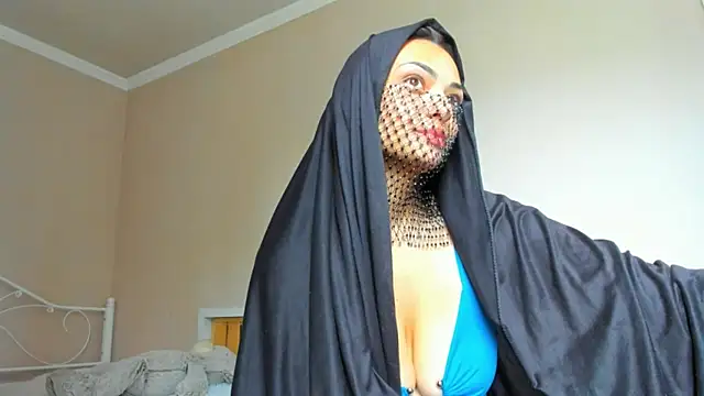 Snapshot of _cleopattra_ chatting on 06.19.26 cleopattra online show from 06.19.26