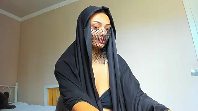 Snapshot of _cleopattra_ chatting on 06.21.26 cleopattra online show from 06.21.26