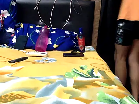 dreamy lusty01 online show from 10.21.25