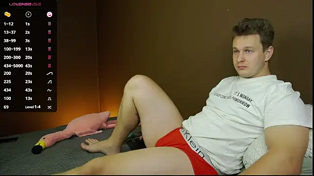 Snapshot of charlie_smiley chatting on 09.16.25 charlie smiley online show from 09.16.25