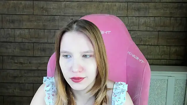 LiliLinn online show from 06.22.26