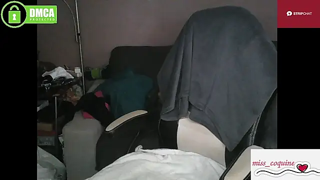 Snapshot of miss_coquine chatting on 01.30.25 miss coquine online show from 01.30.25