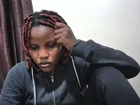 Snapshot of afrikaqueen chatting on 03.14.25 afrikaqueen online show from 03.14.25