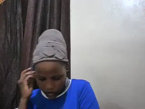 Snapshot of afrikaqueen chatting on 03.20.25 afrikaqueen online show from 03.20.25