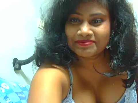 Snapshot of sexy_roma chatting on 12.27.24 sexy roma online show from 12.27.24