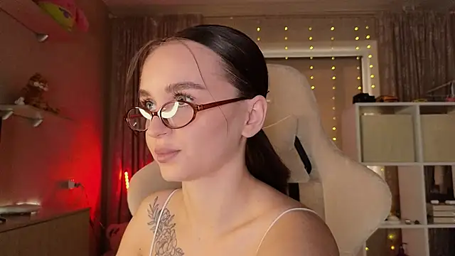 Katy perry  online show from 03.06.25