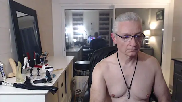Snapshot of Goduleur69 chatting on 01.11.25 Goduleur69 online show from 01.11.25